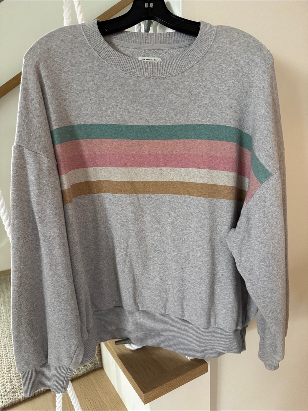 American Eagle Light Heather Gray Crewneck Sweatshirt